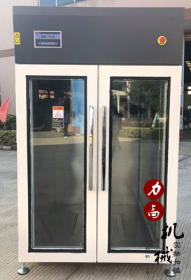 ��������əC