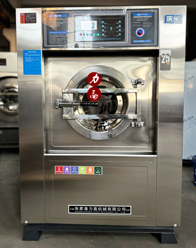 ��������əC